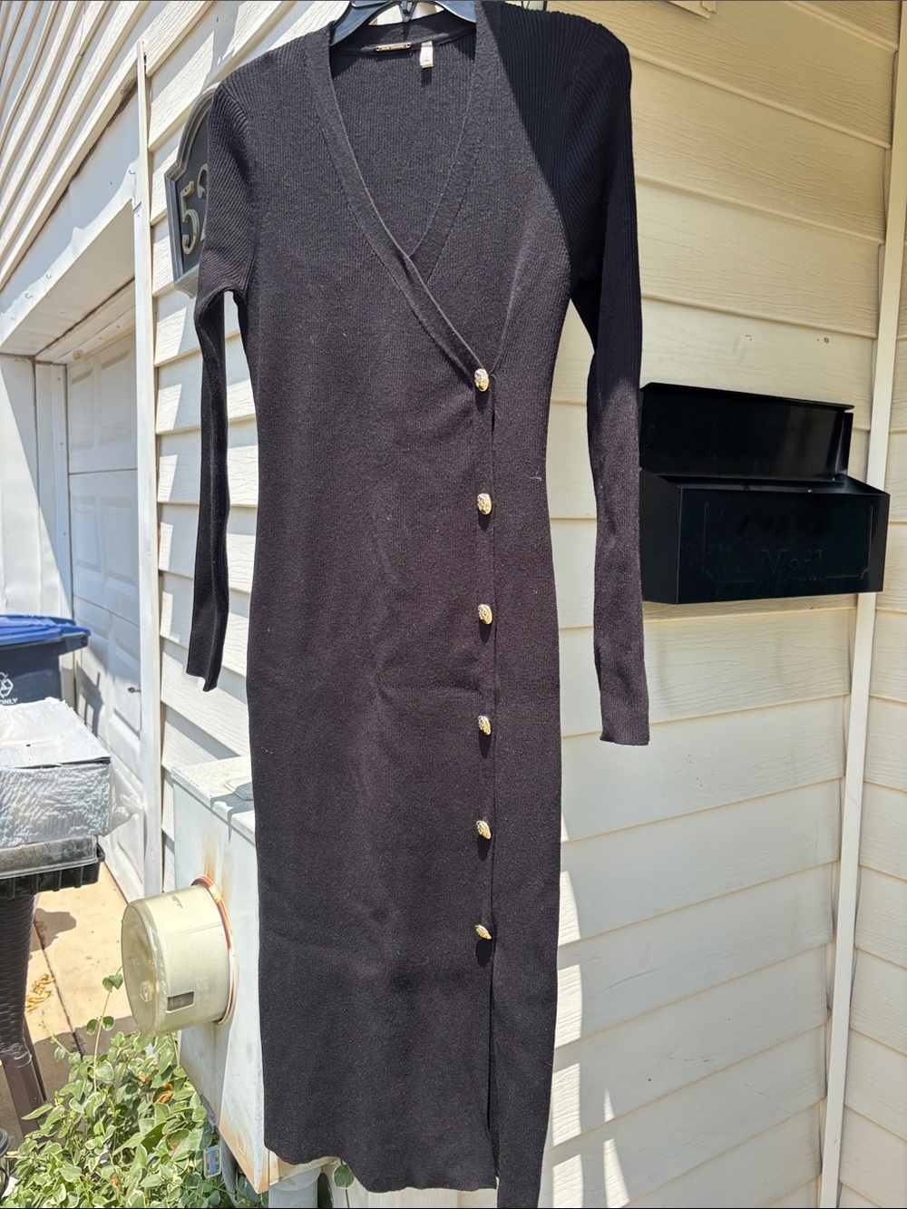 Elie Tahari Black Long Sleeve Button-Front Wrap Dress
